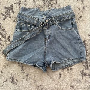 High waisted Denim Shorts